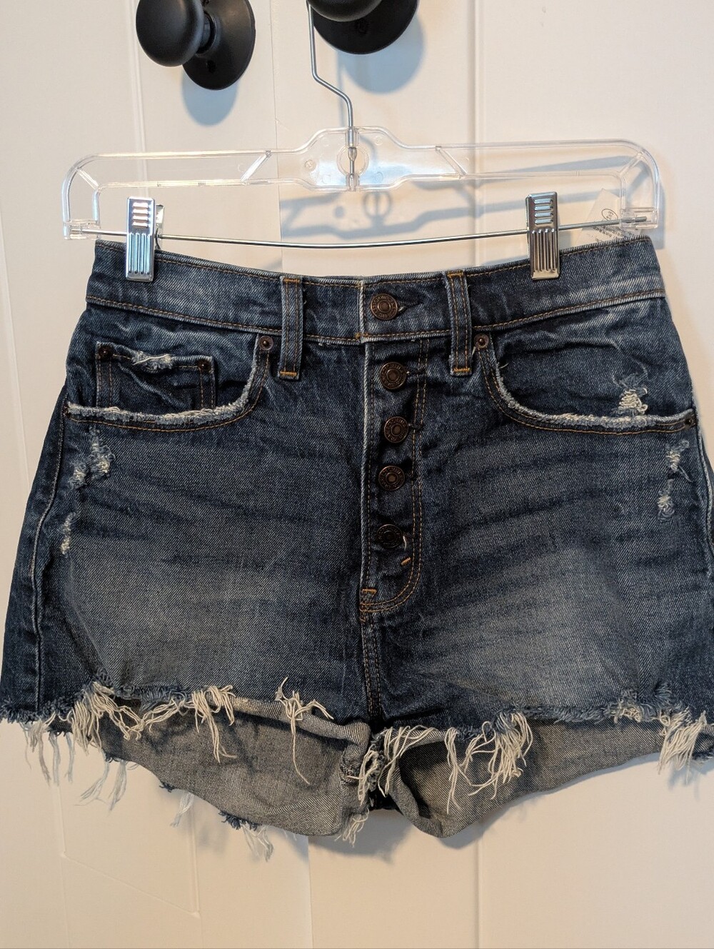 Abercrombie Curve Love High Rise Mom Shorts 27/4 Distressed Button Fly